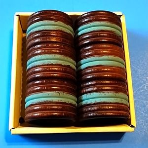 Pier 1 Brown Wooden Napkin Rings (Set of 6)